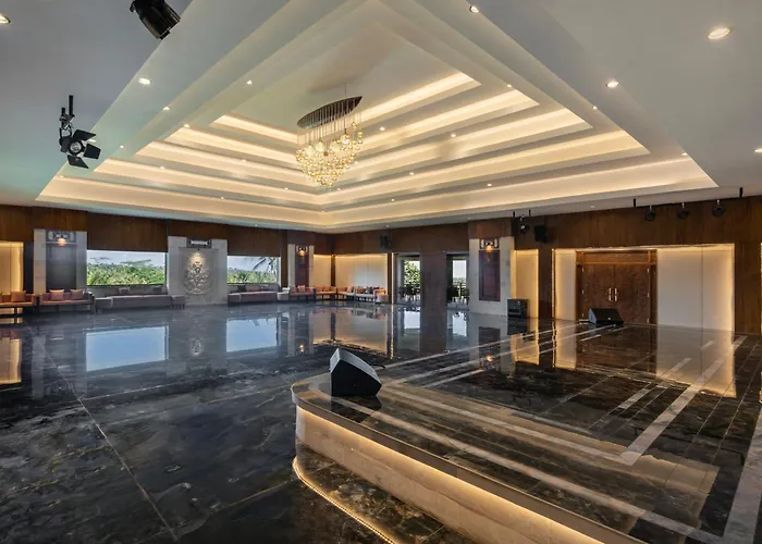 Ashva Swiss-belresort, Отель 5*